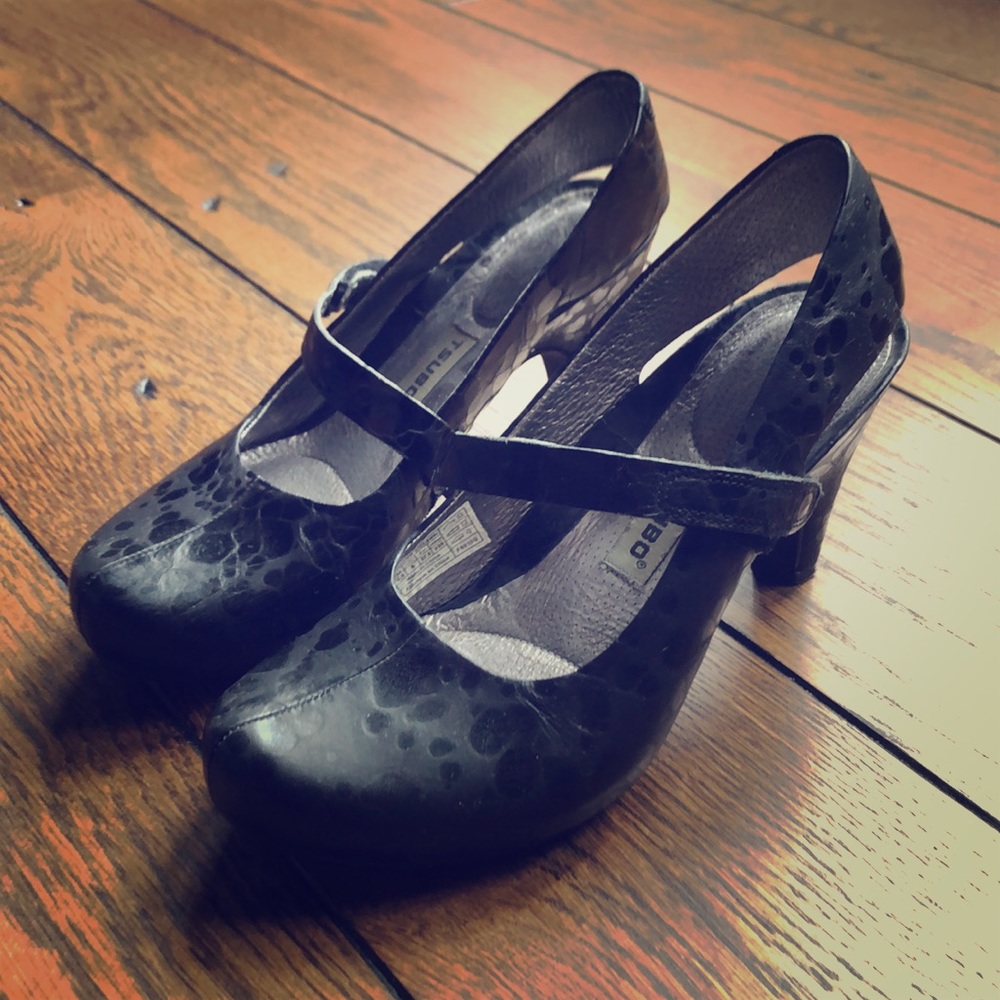Chunky and funky Tsubo black Mary Jane heels